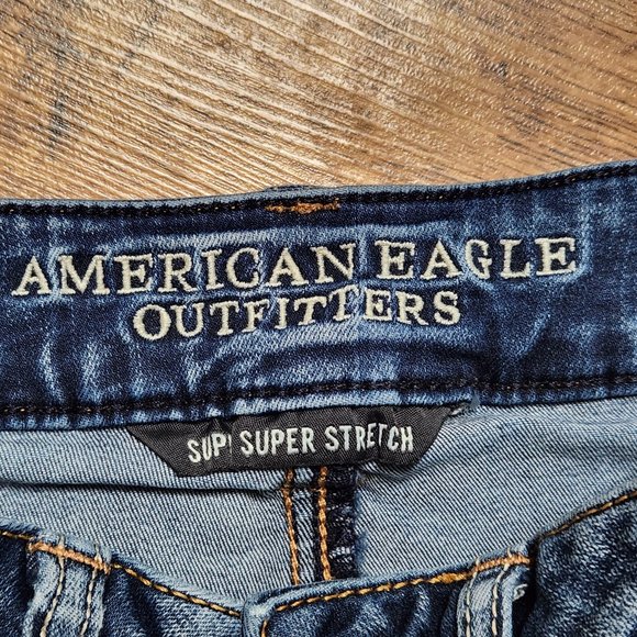 AMERICAN EAGLE High Rise Shortie Jean Shorts - Sz 4 - Picture 4 of 5
